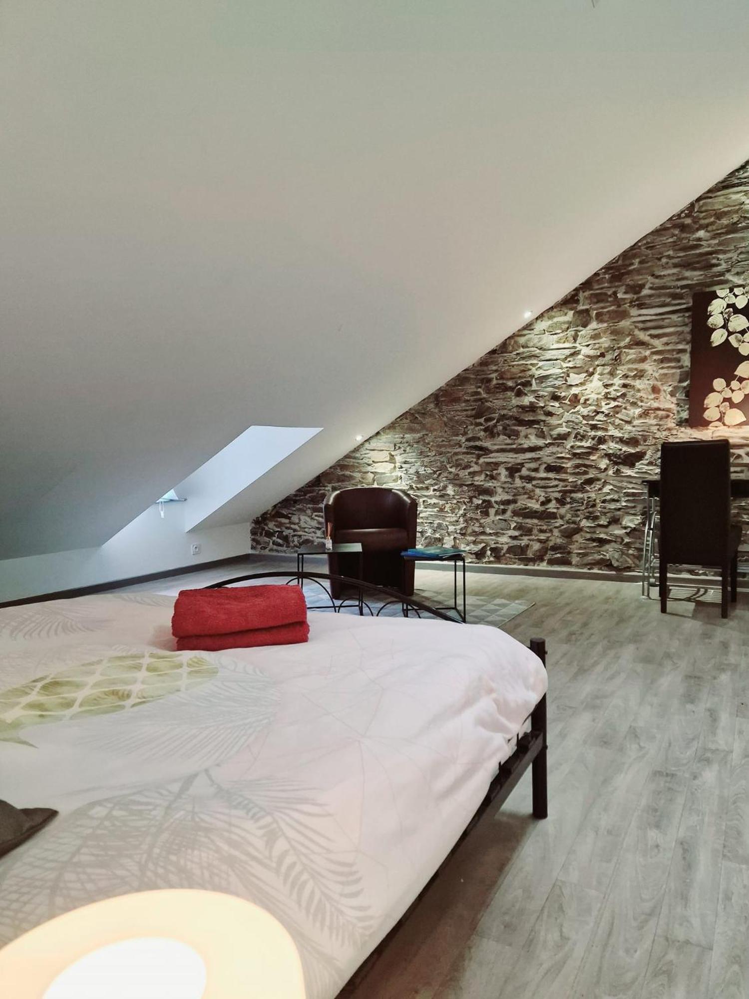 Gîte de vac’s et d’affaires à Monthermé Extérieur photo